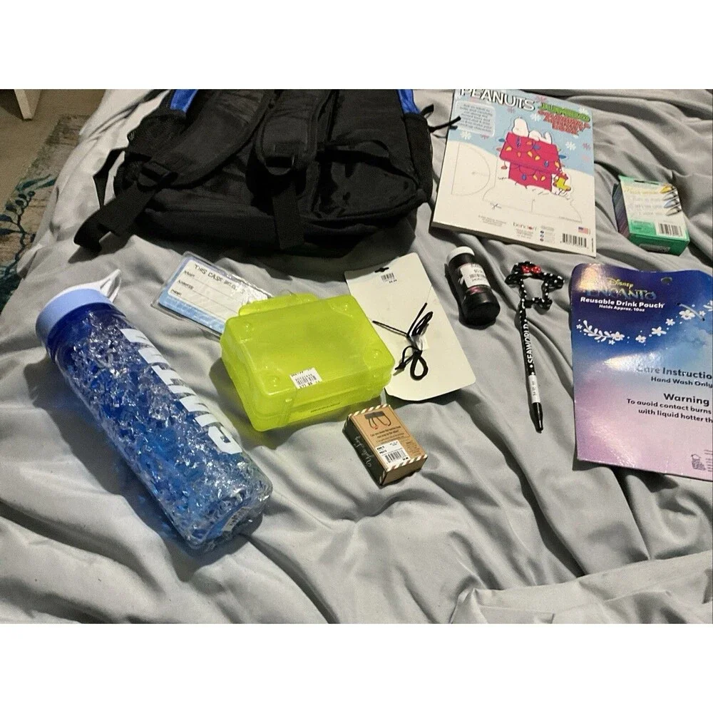SeaWorld Backpack Official Orlando Lg., Cooling Gel Cup,Bubbles, Pen, ETC.  New